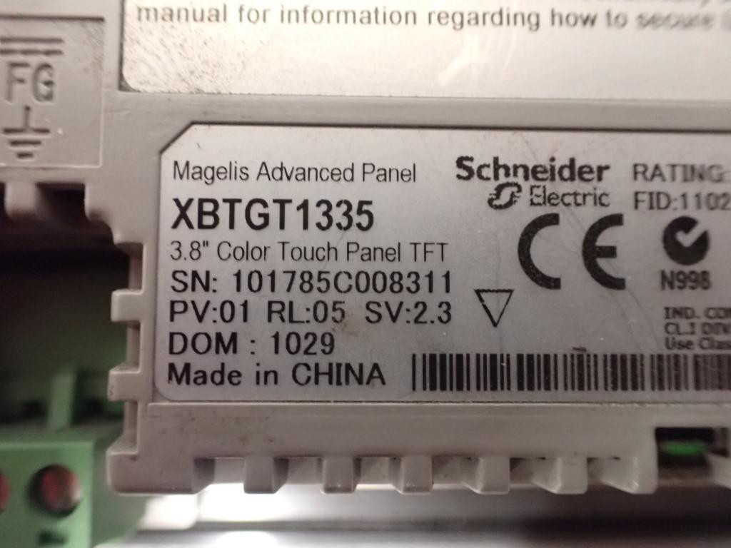 SCHNEIDER  XBT-GT1335
