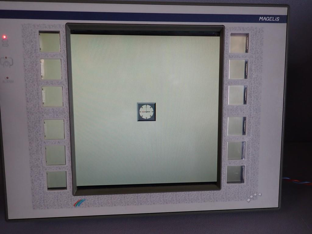 SCHNEIDER  XBTFC064310