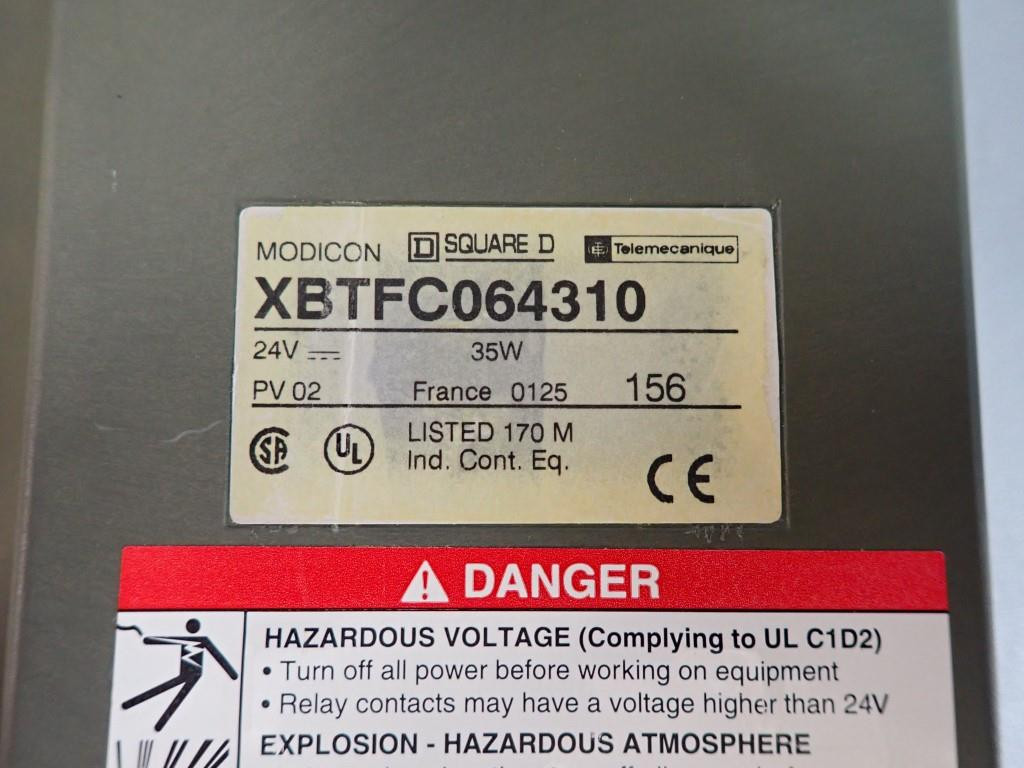 SCHNEIDER  XBTFC064310