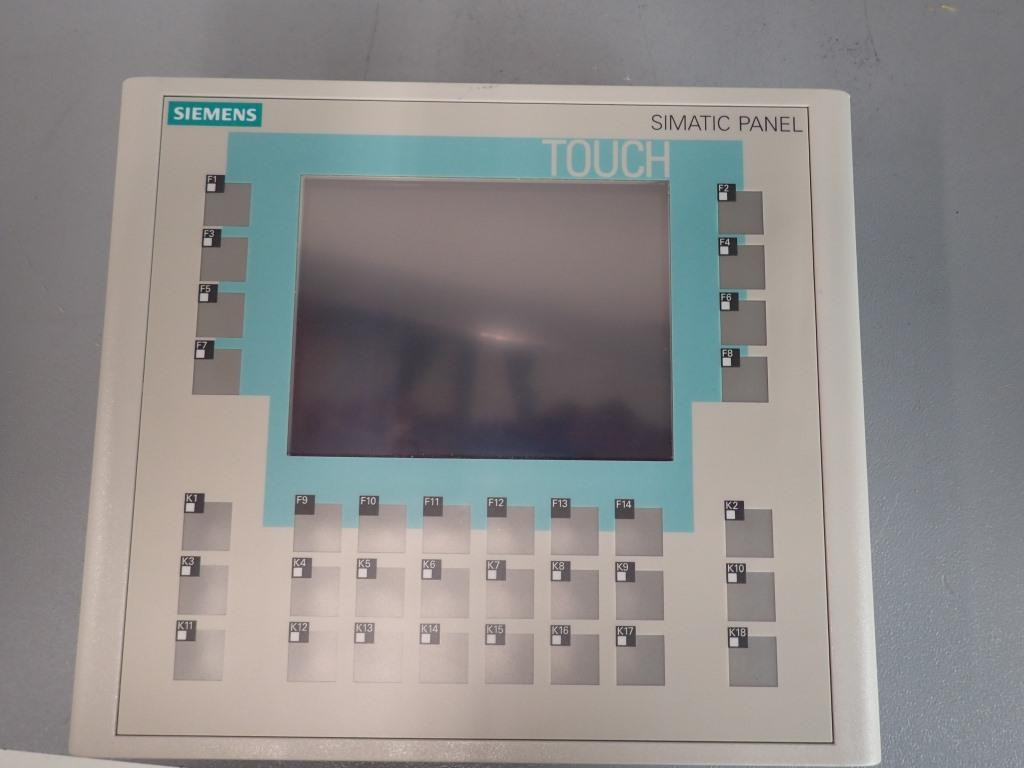 SIEMENS  6AV6642-0DA01-1AX1