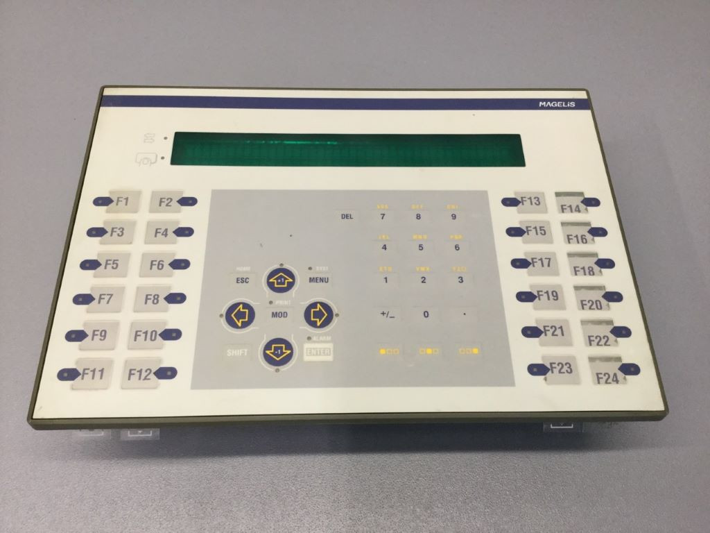 TÉLÉMÉCANIQUE  XBT-E014110