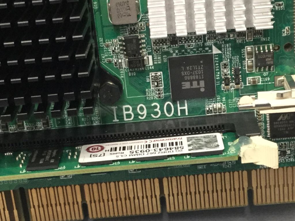 IBASE IB930H