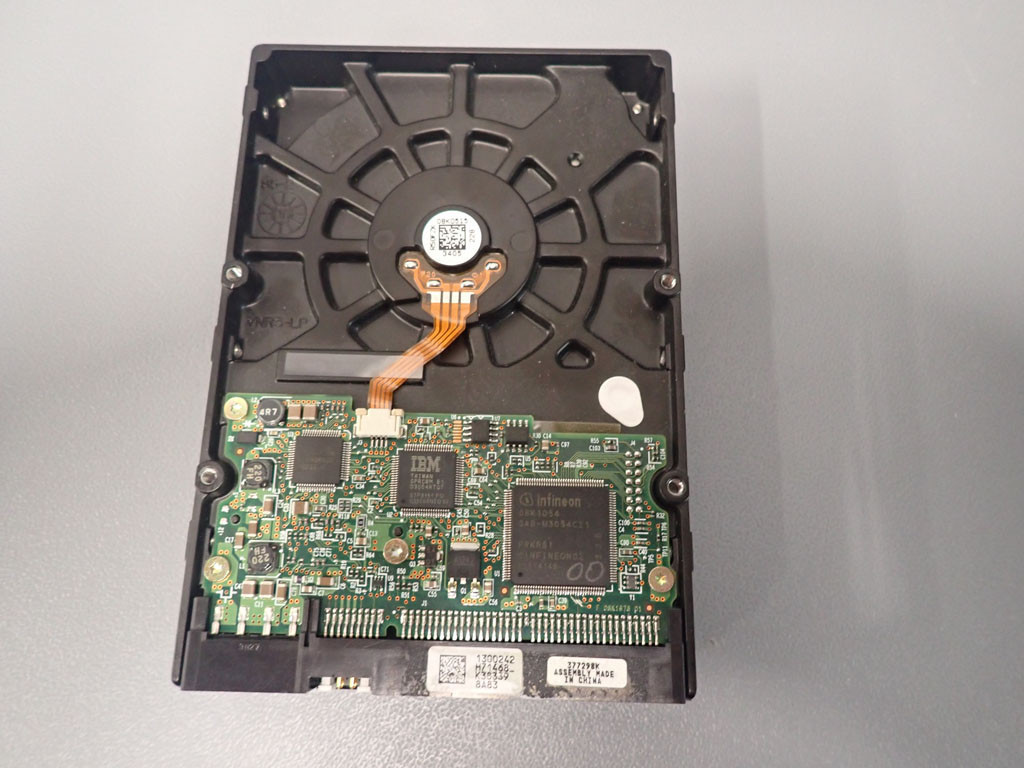 HITACHI HDS722540VLAT20