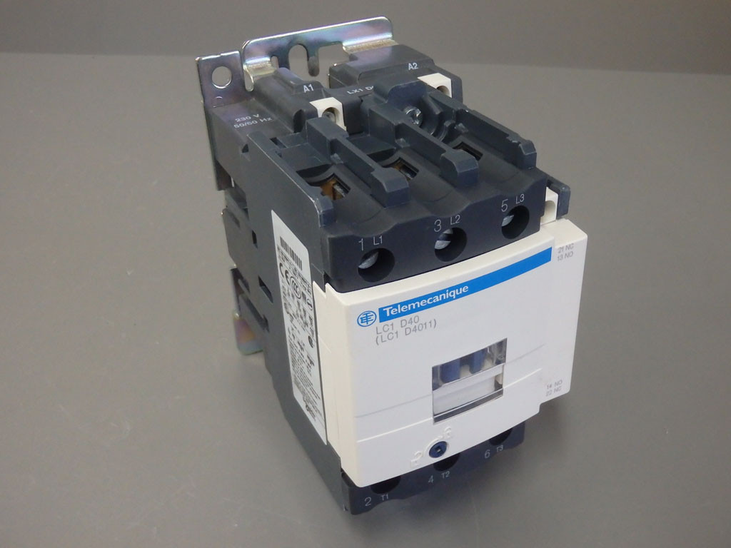 TÉLÉMÉCANIQUE  LC1D40P7