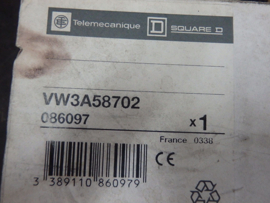 TÉLÉMÉCANIQUE  VW3-A58702