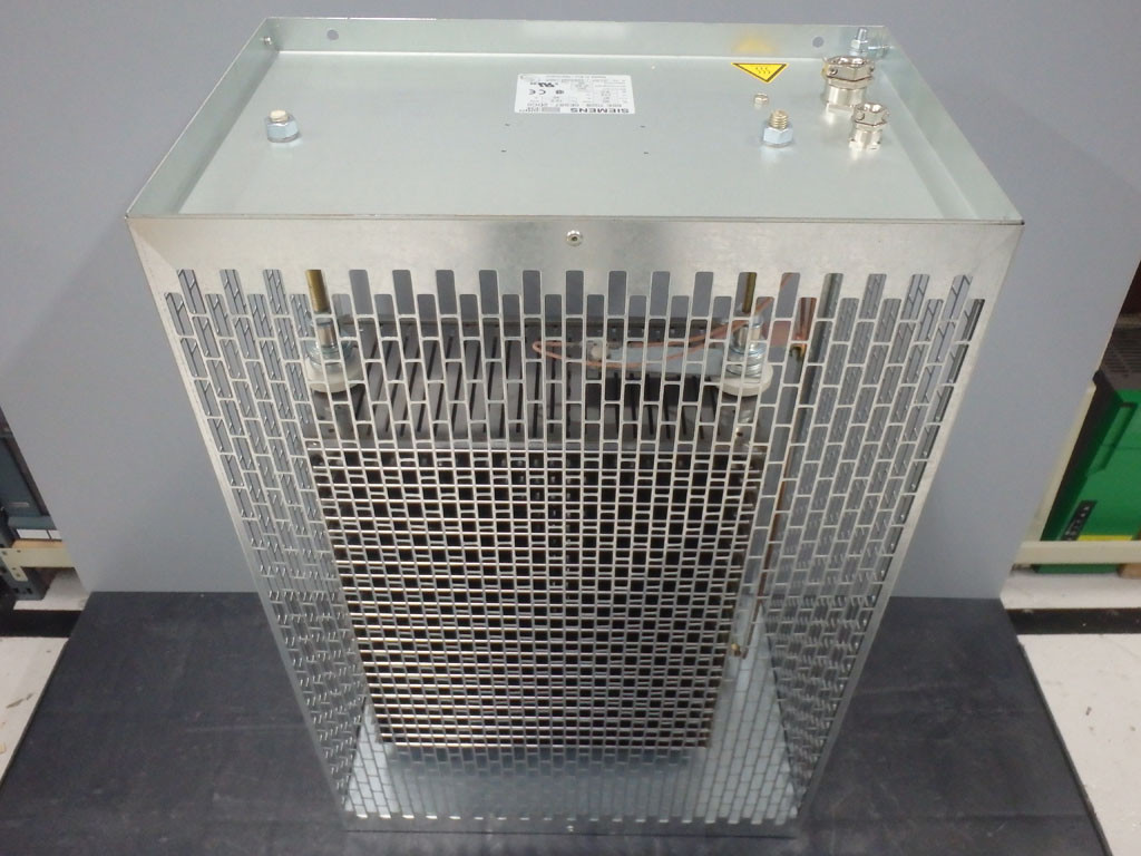 SIEMENS 6SE7028-0ES87-2DC0