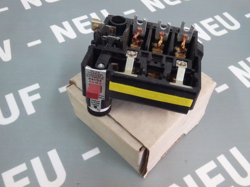 TÉLÉMÉCANIQUE  RA1/DA808-16