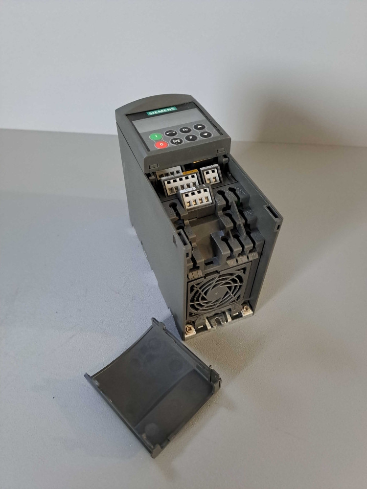 SIEMENS  6SE6420-2UD17-5AA1