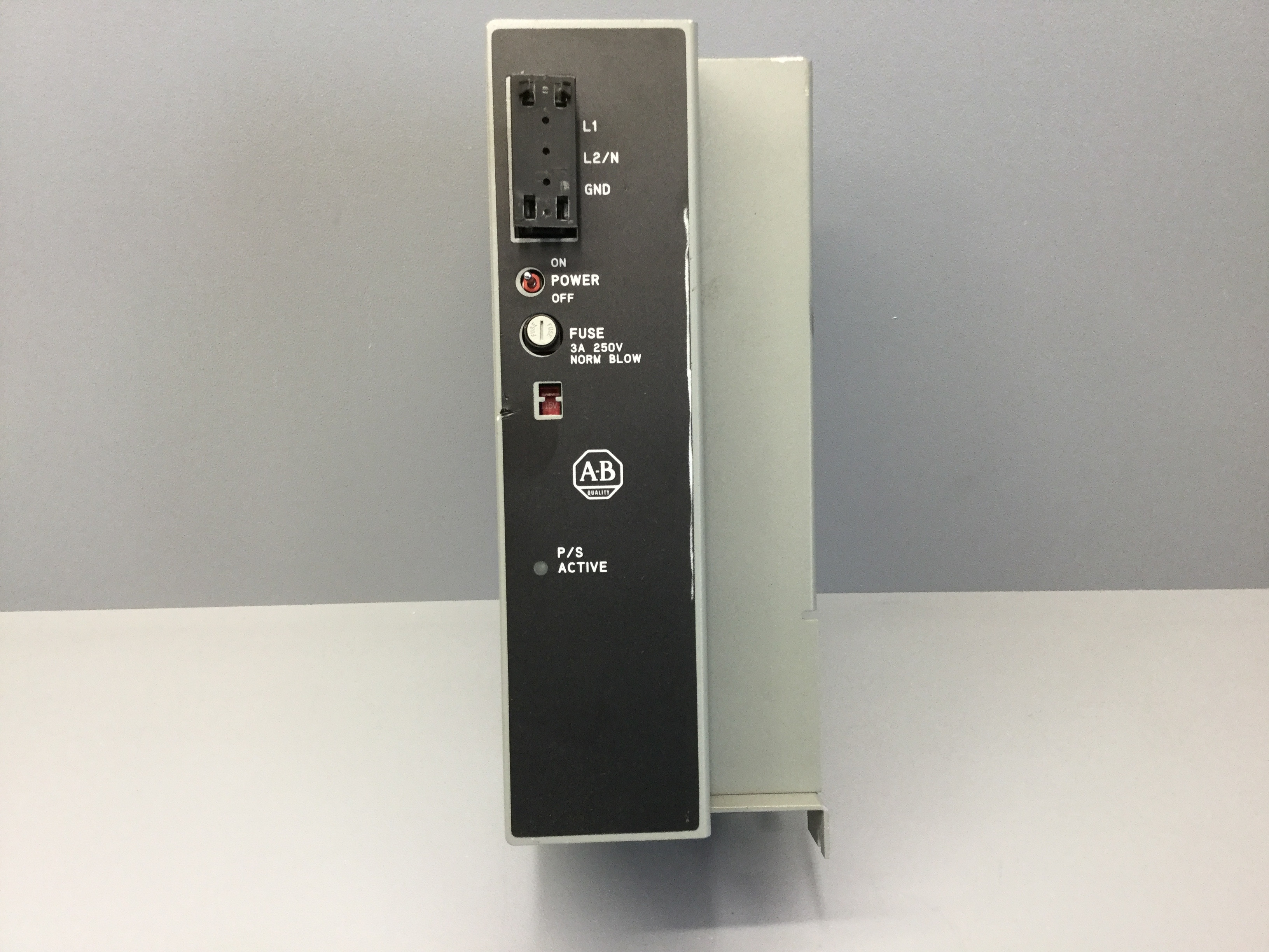 ALLEN-BRADLEY 1771-P7B