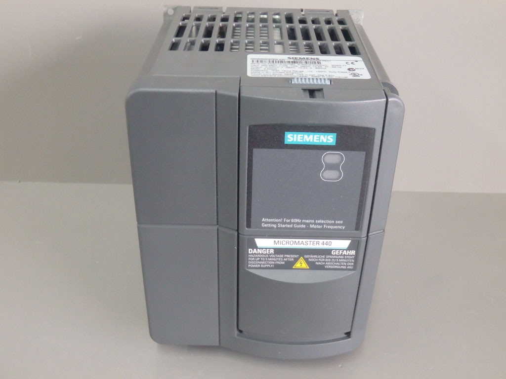 SIEMENS 6SE6440-2UD24-0BA1