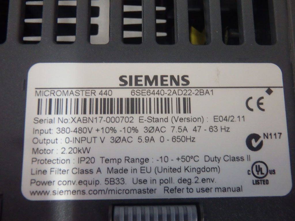 SIEMENS 6SE6440-2AD22-2BA1