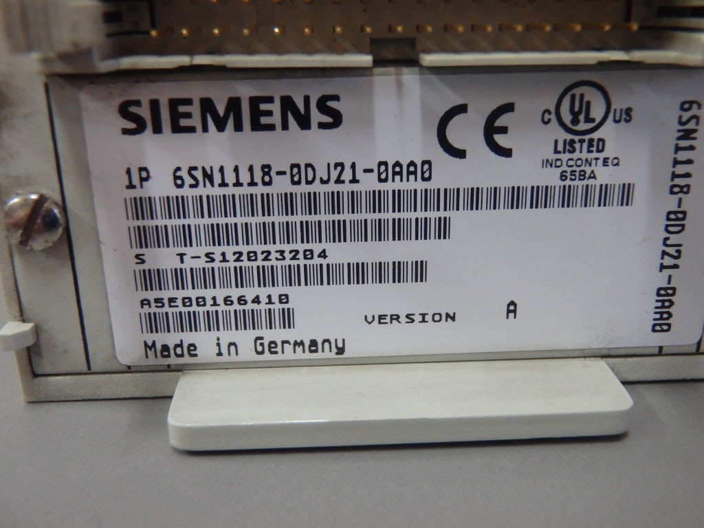 SIEMENS 6SN1118-0DJ21-0AA0