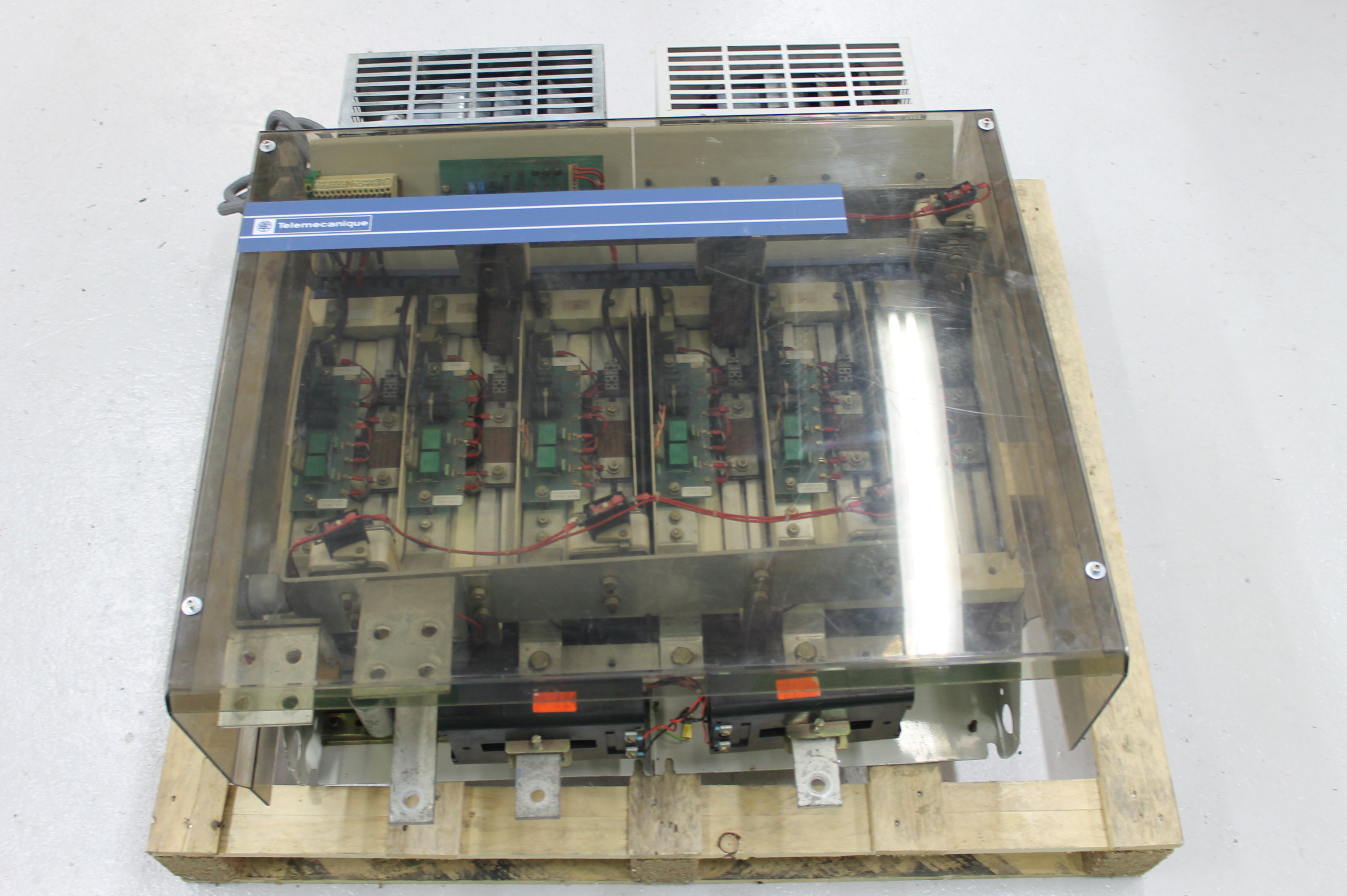 TÉLÉMÉCANIQUE  VZ8-DL1M17Q