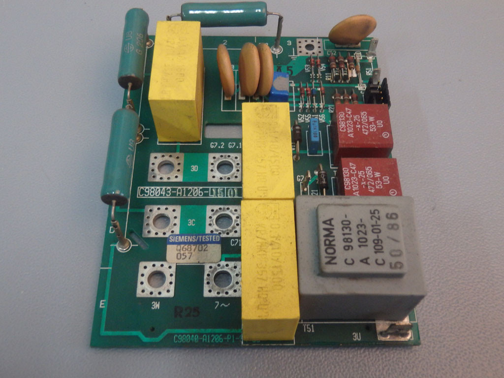 SIEMENS C98043-A1206-L15