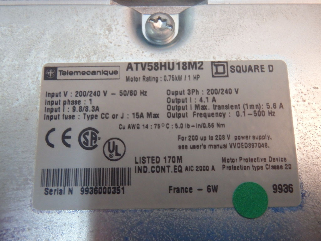 TÉLÉMÉCANIQUE  ATV58HU18M2