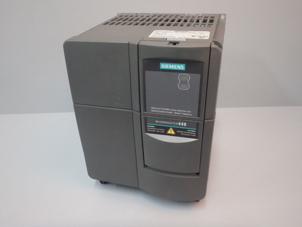 SIEMENS 6SE6440-2UE17-5CA1