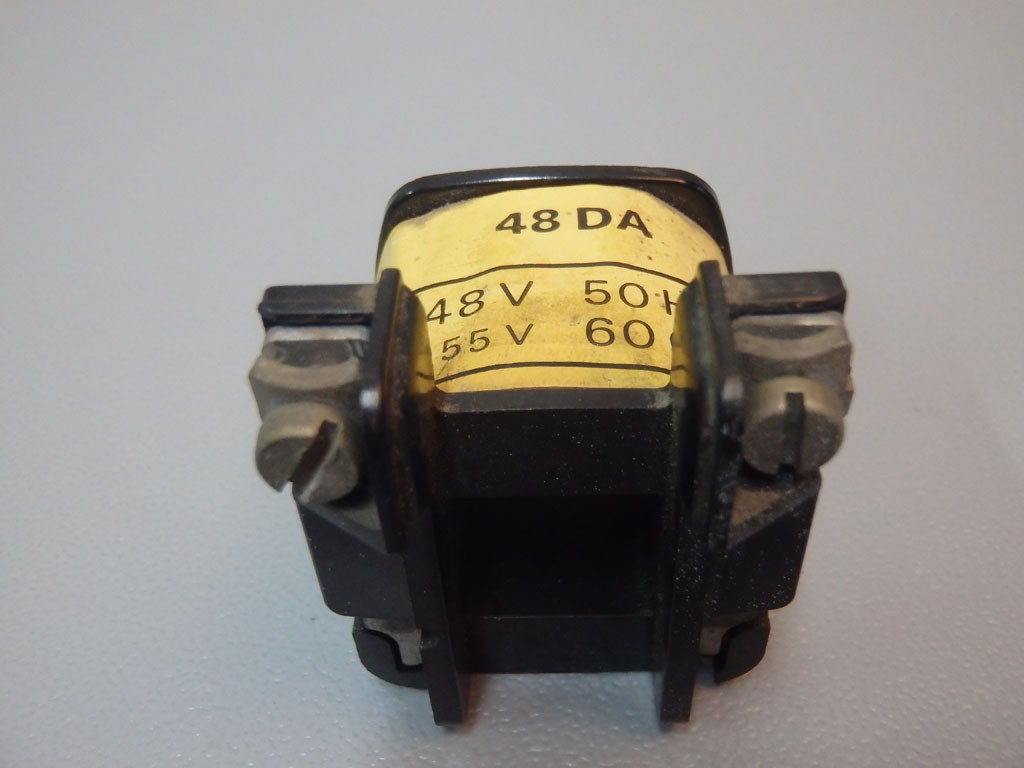 TÉLÉMÉCANIQUE  48DA