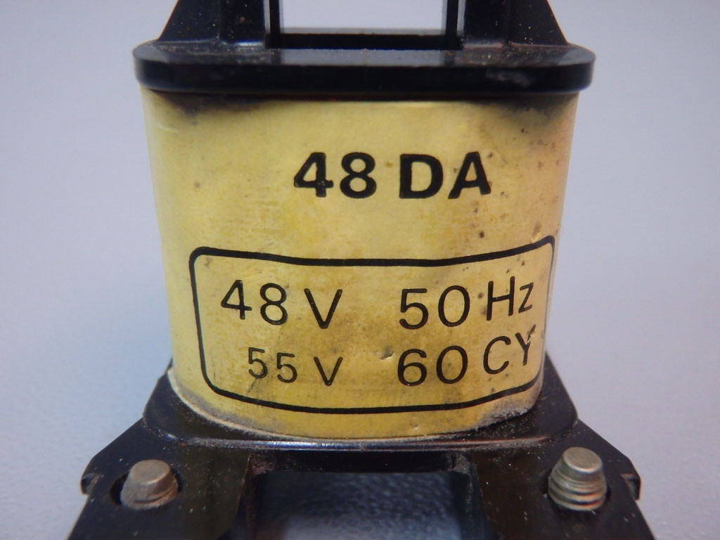 TÉLÉMÉCANIQUE  48DA