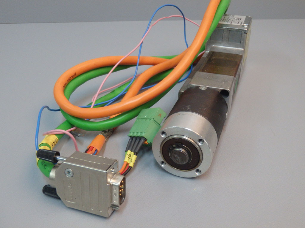 SIEMENS 1FK7015-5AF01-7SV0-Z