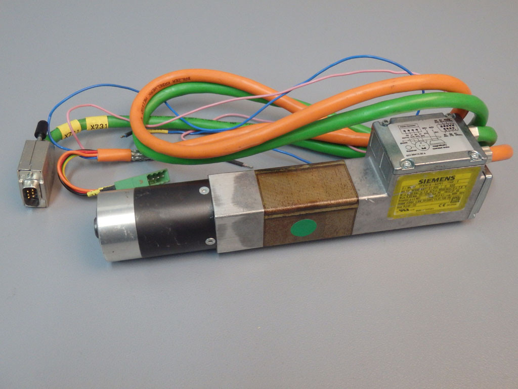 SIEMENS 1FK7015-5AF01-7SV0-Z