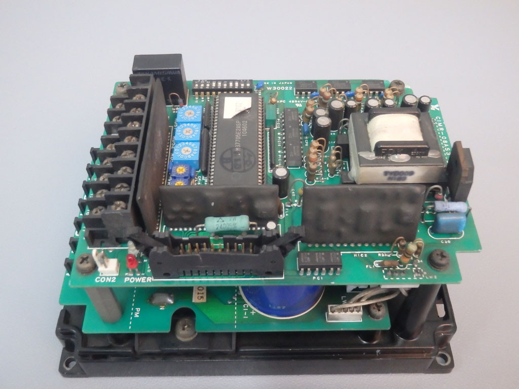 YASKAWA CIMR-08AS3