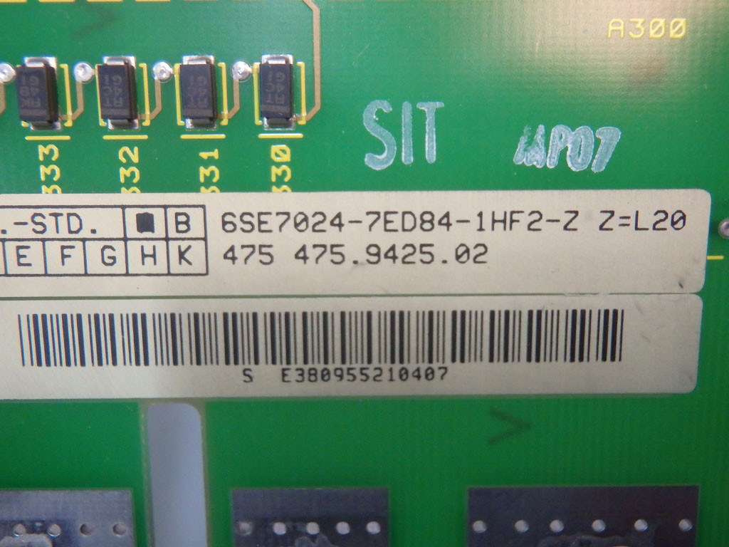 SIEMENS 6SE7024-7ED84-1HF2-Z