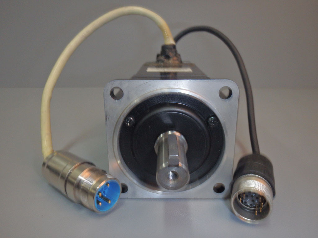 YASKAWA SGMAH-07DAA61D