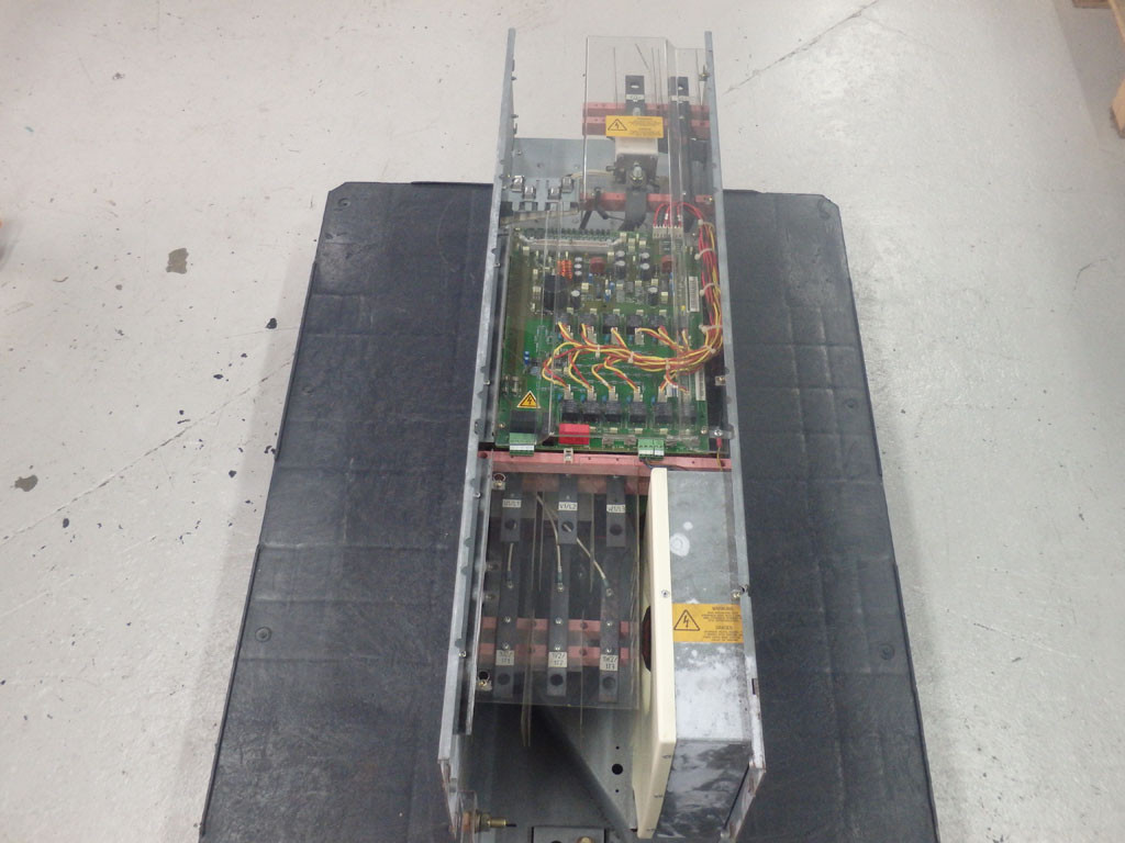 SIEMENS 6SE7031-7EE85-1AA0