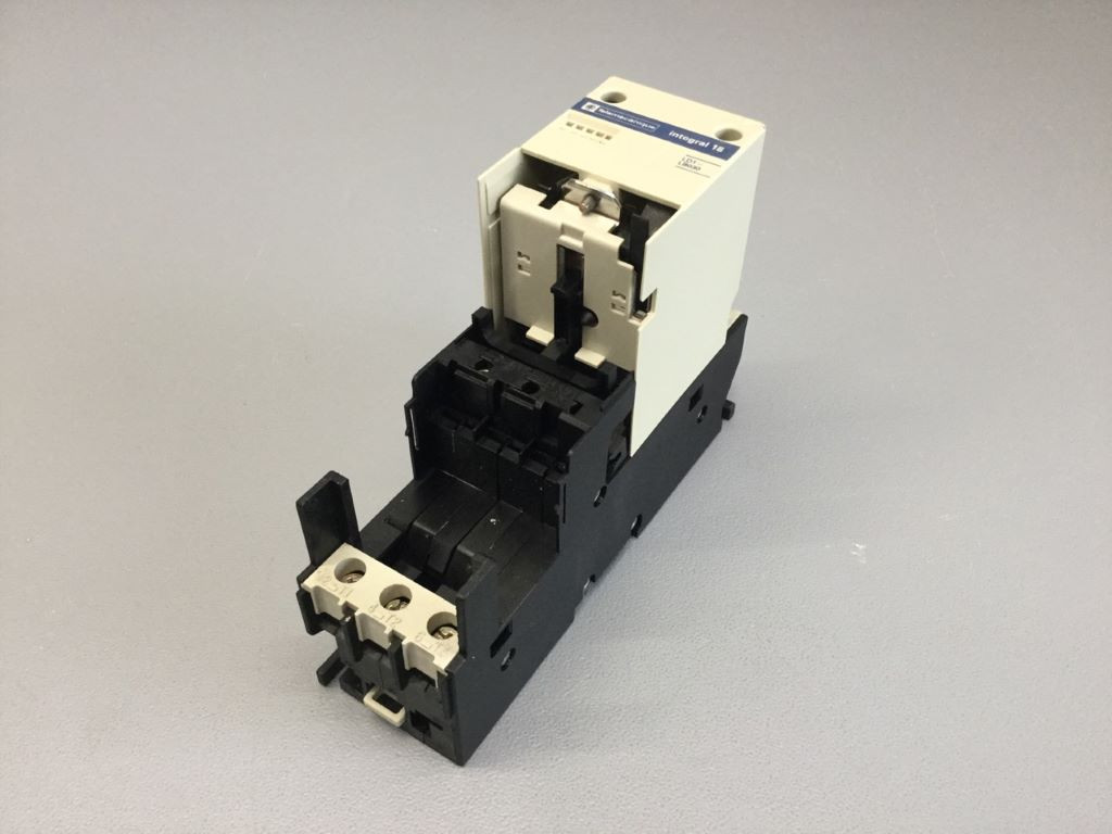 TÉLÉMÉCANIQUE  LD1LB030