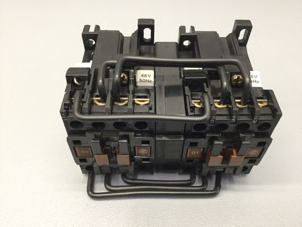 TÉLÉMÉCANIQUE  LC2D099A65