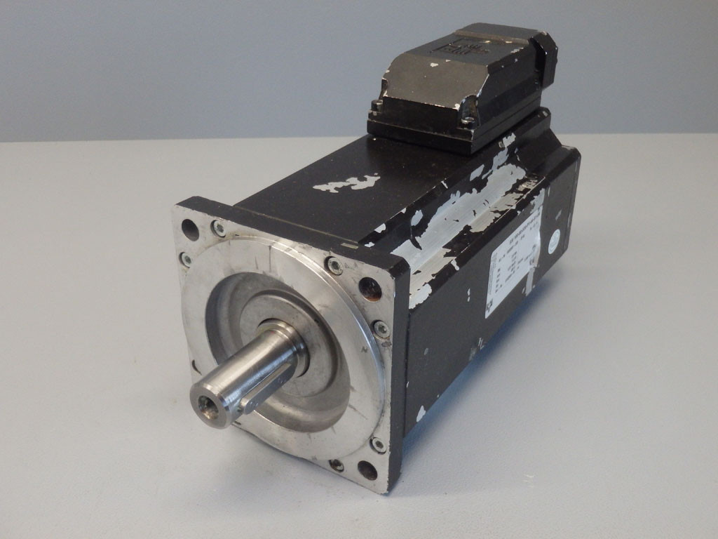 ELAU SM100-50-030-P1-44-S1-B0