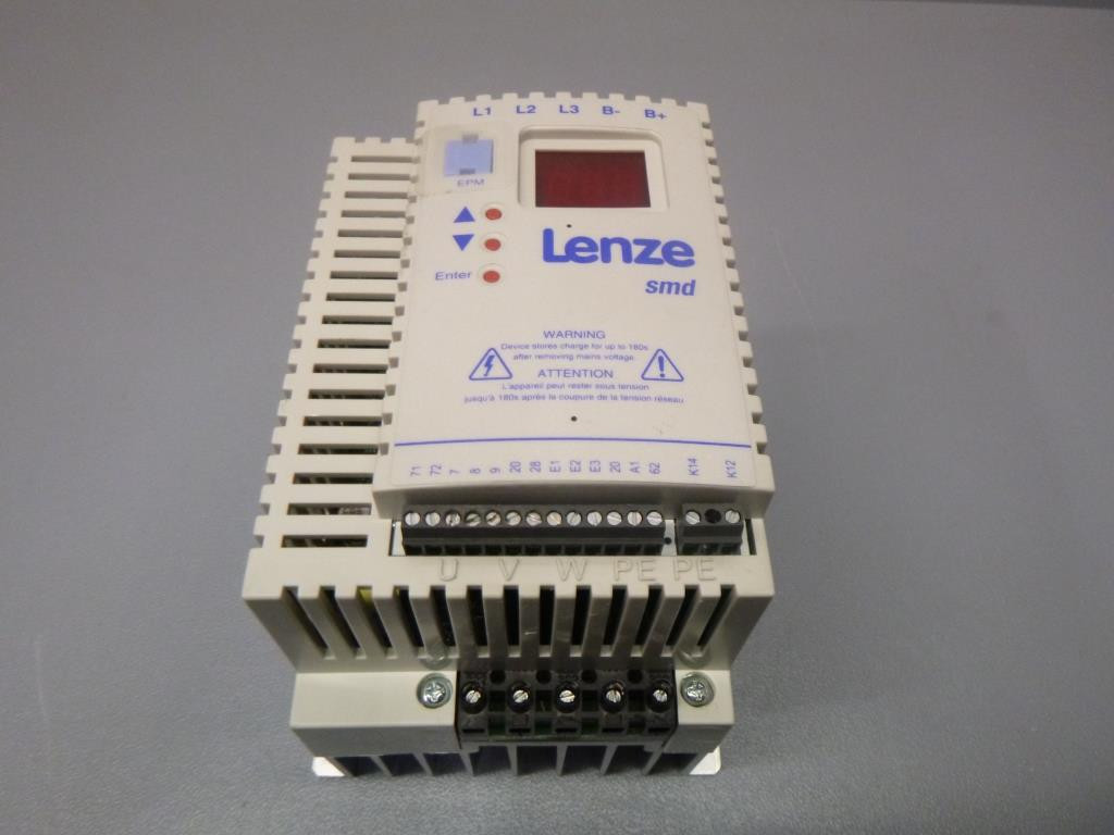LENZE ESMD152L4TXA000XX1F22