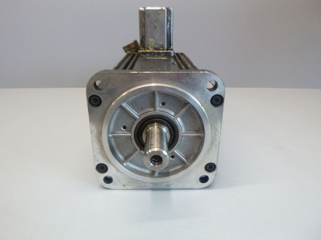 INDRAMAT MAC071A-0-0S-4-C/095-B-1/WI517LX