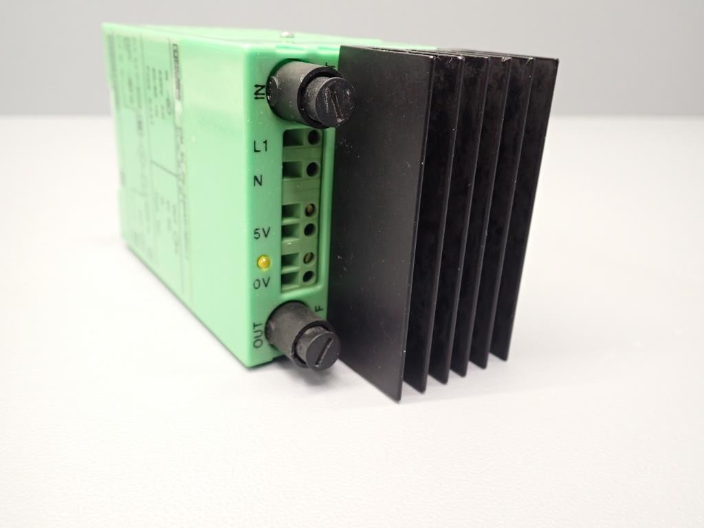 PHOENIX CONTACT CM62-PS-230AC/5DC/1