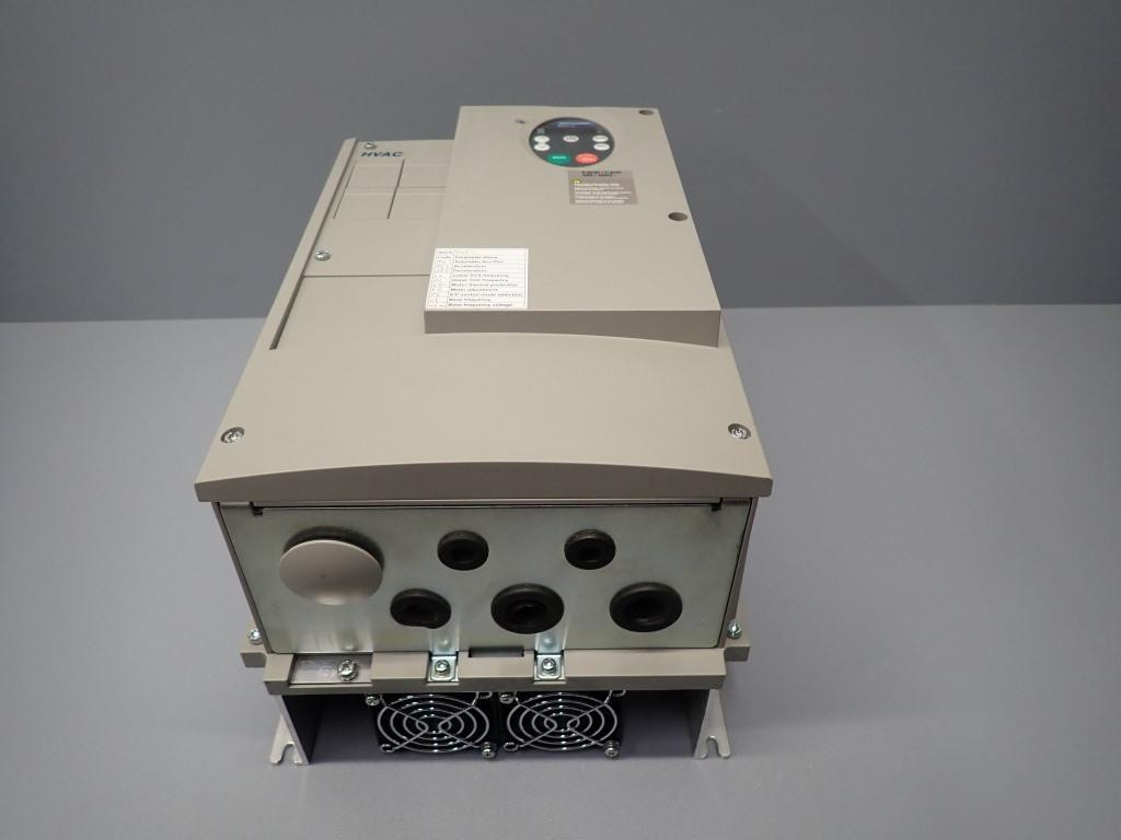 TÉLÉMÉCANIQUE  ATV21WU55N4