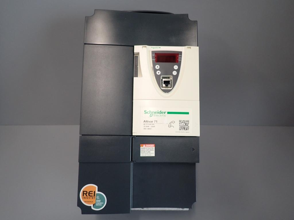 SCHNEIDER  ATV71HD18N4