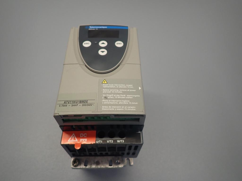 TÉLÉMÉCANIQUE  ATV11HU18M2E