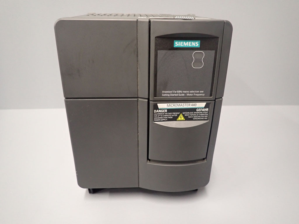 SIEMENS 6SE6440-2AD25-5CA1