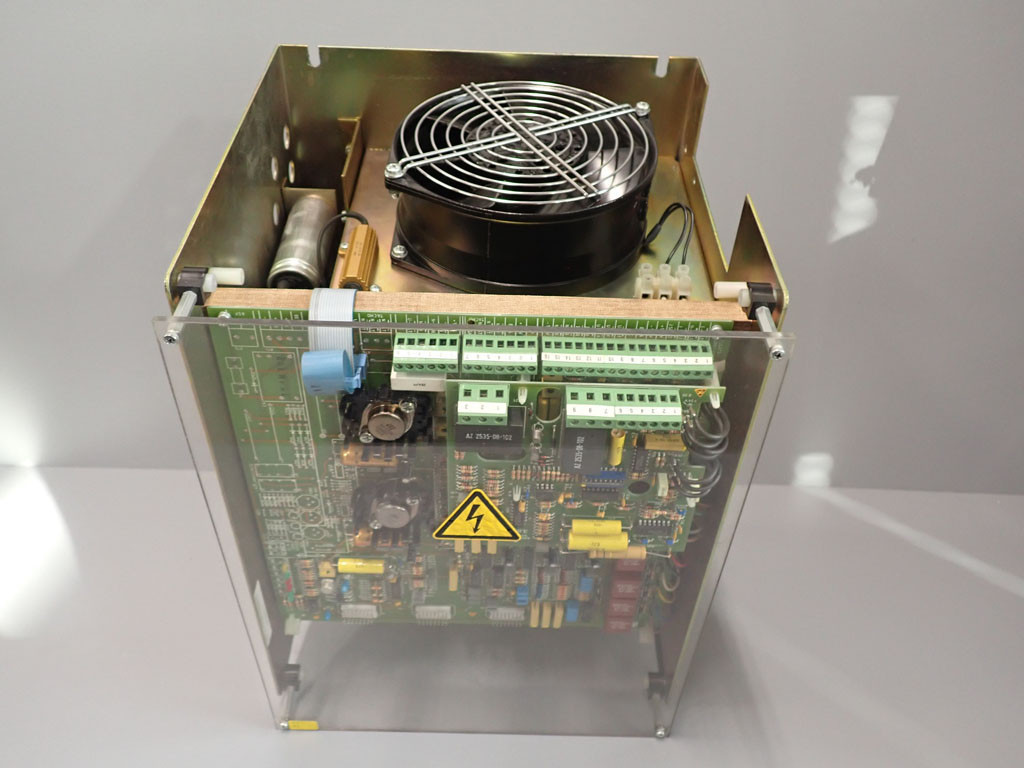 BAUMULLER BKD6/300/460-204000003