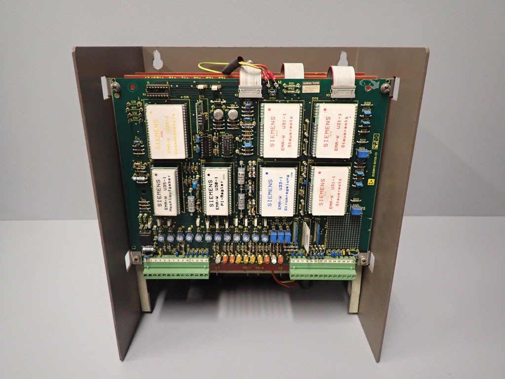 SIEMENS 6RA2220-8DV70