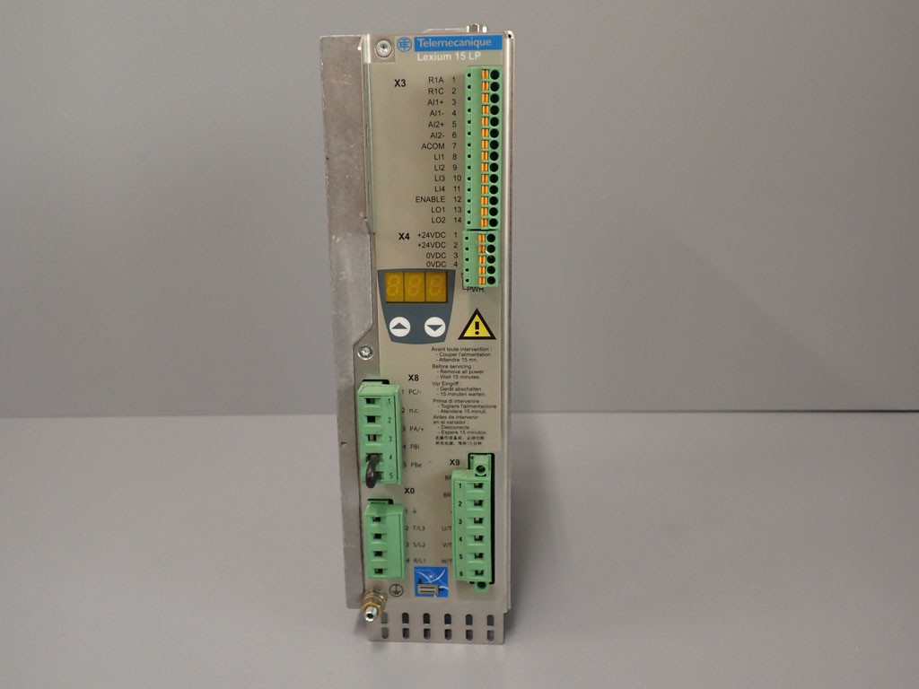 TÉLÉMÉCANIQUE  LXM15LD13M3