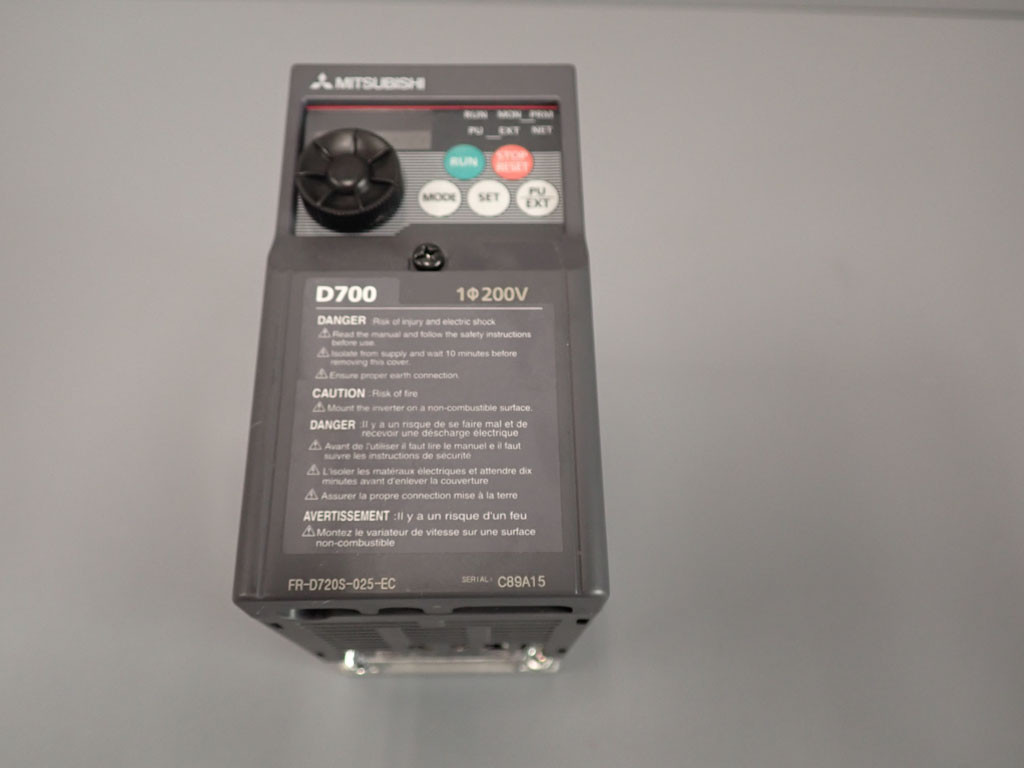 MITSUBISHI  FR-D720S-025-EC