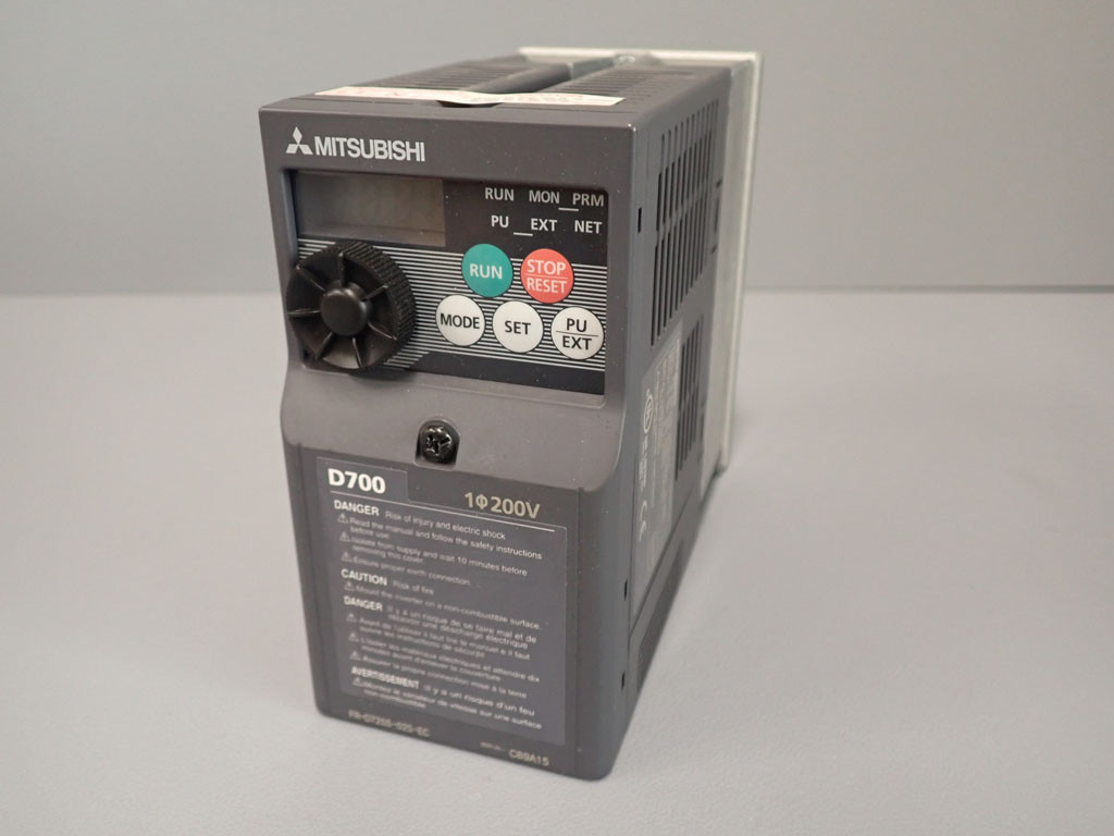 MITSUBISHI  FR-D720S-025-EC