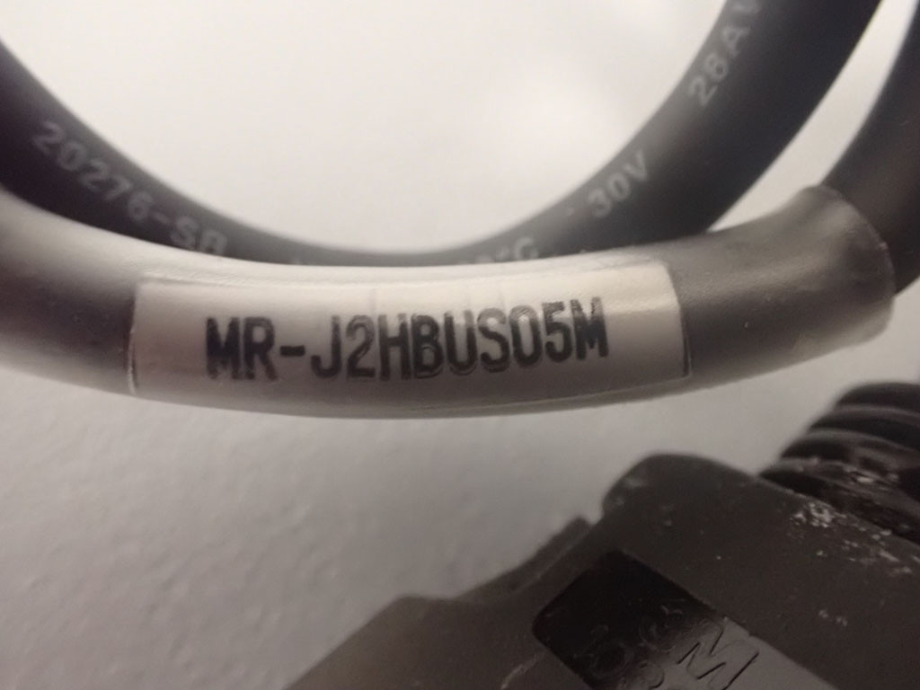 MITSUBISHI MR-J2HBUS05M