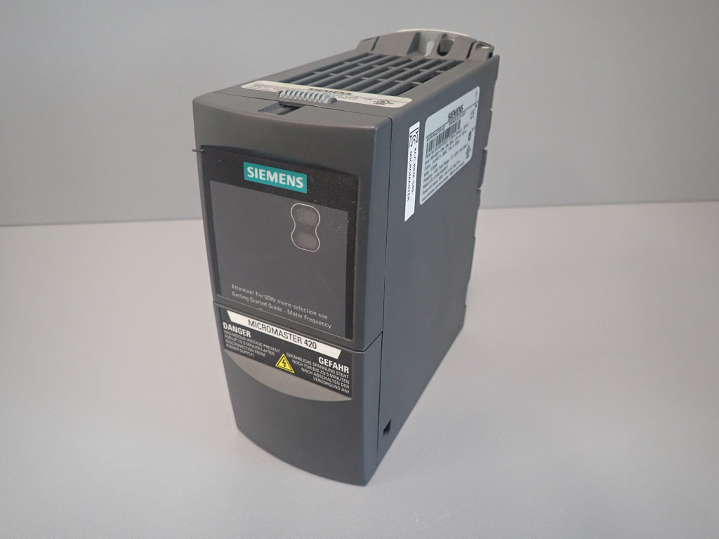 SIEMENS 6SE6420-2UD15-5AA1
