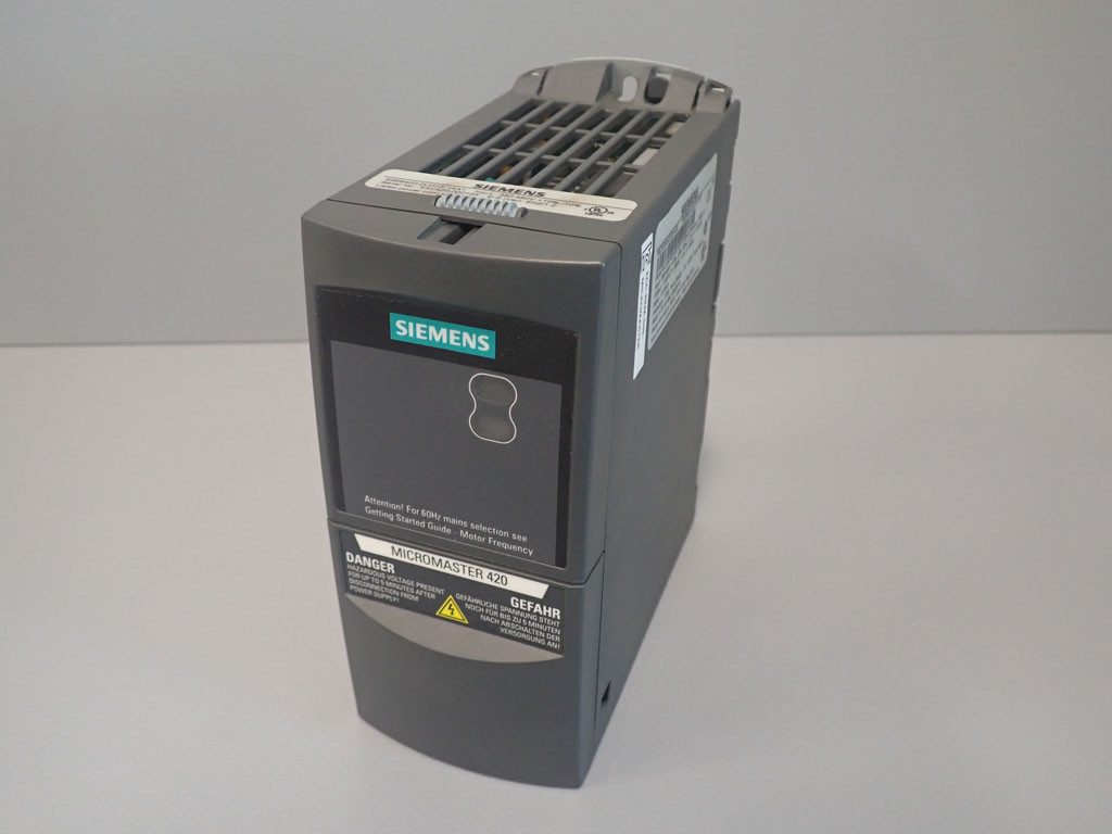 SIEMENS 6SE6420-2UD13-7AA1