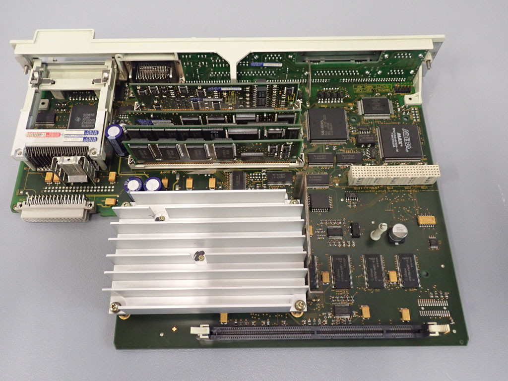SIEMENS 6FC5357-0BB33-0AE2