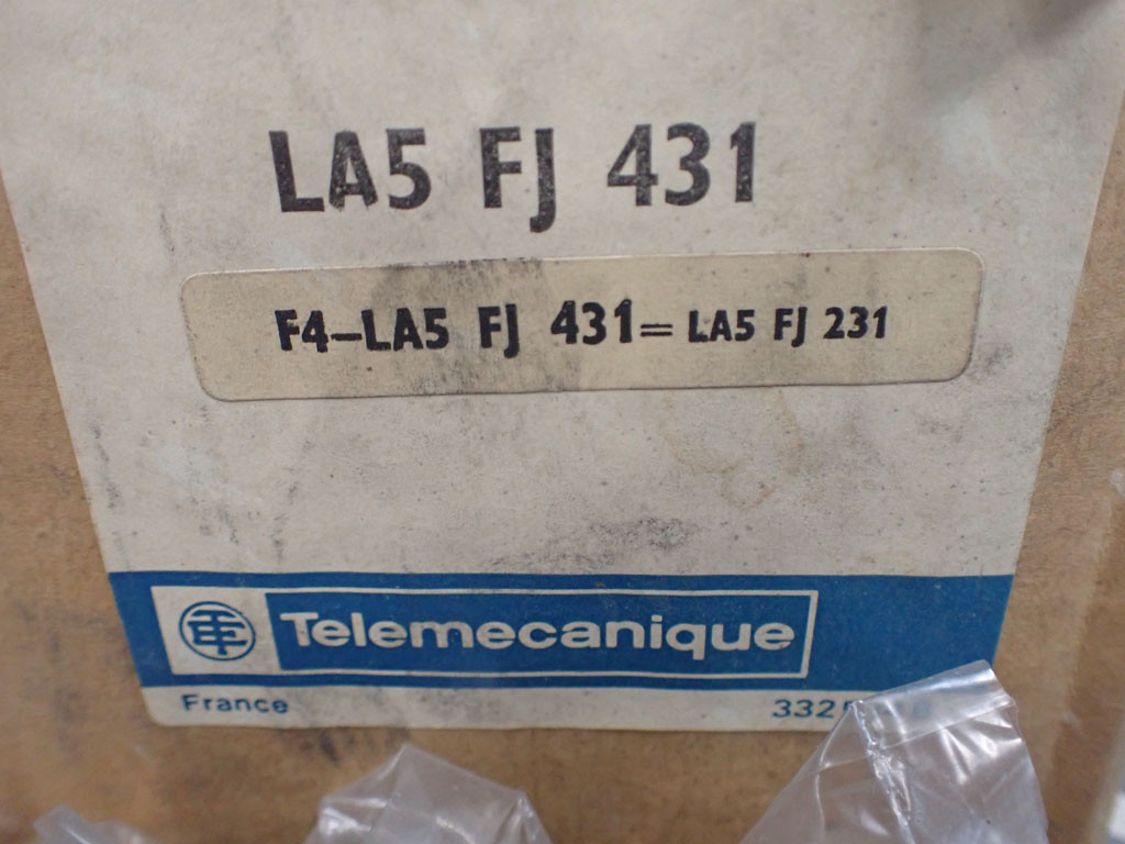 TÉLÉMÉCANIQUE  LA5FJ431