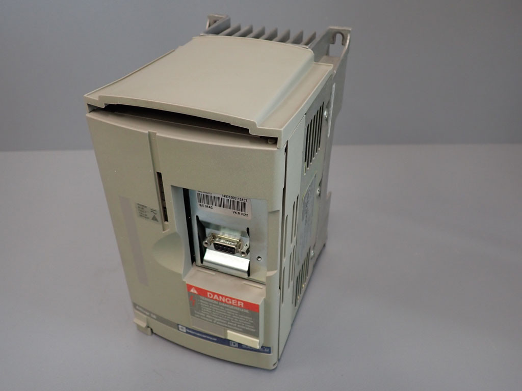 TÉLÉMÉCANIQUE  ATV58HU09M2