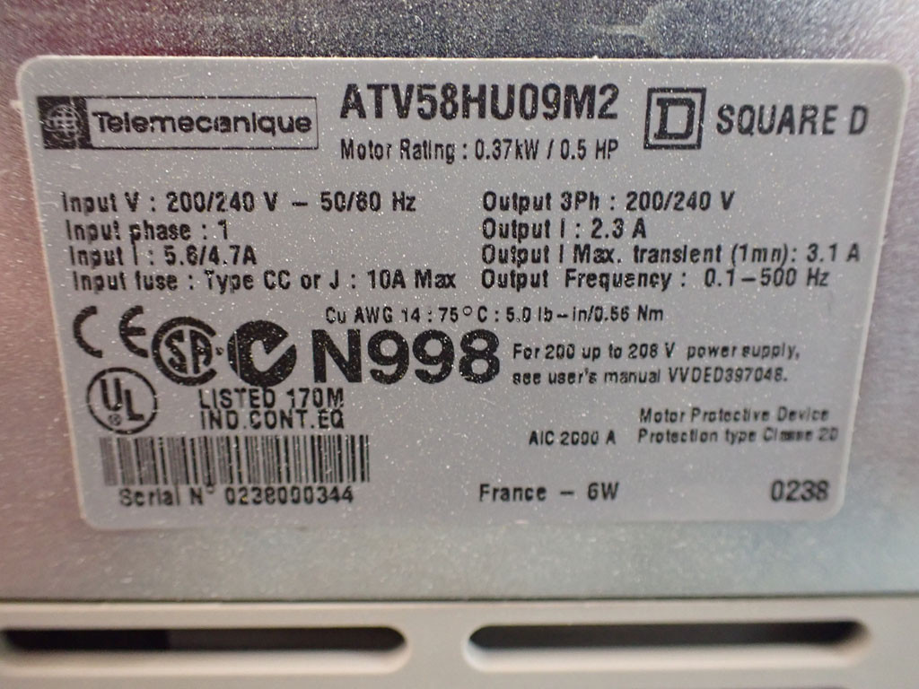 TÉLÉMÉCANIQUE  ATV58HU09M2
